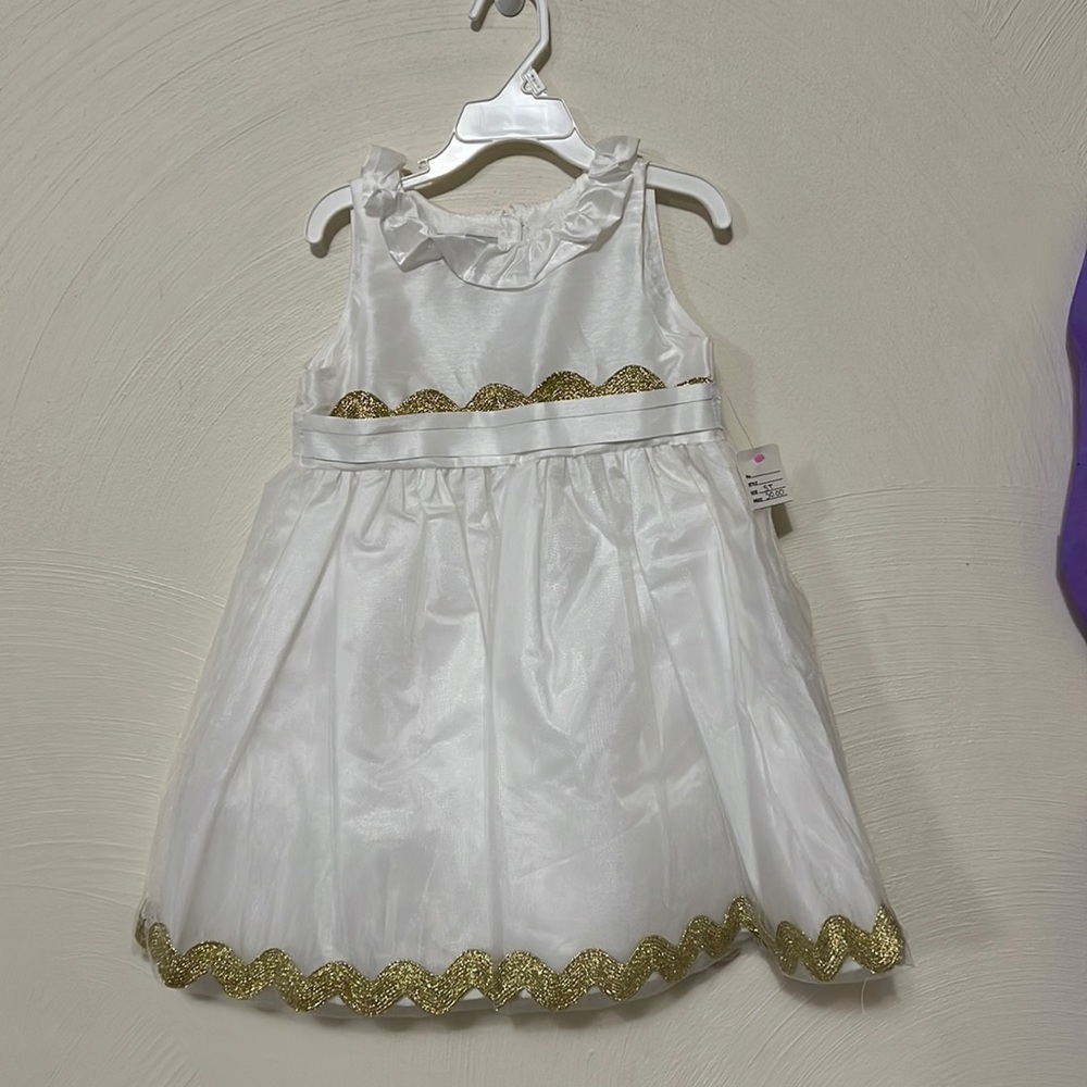 White dress, gold Rick rack, Christmas, dress, tool overlay, mud pie, 5T